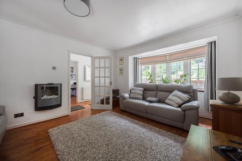 11 Beech Way, South Croydon, CR2 8QR