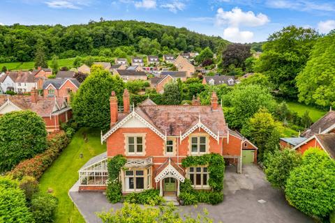 6 bedroom detached house for sale, Kingshill Road, Dursley, Gloucestershire, GL11