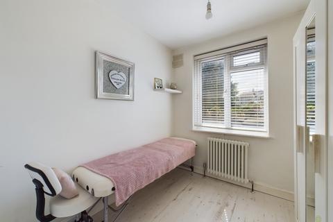 22 Sunland Avenue, Bexleyheath, DA6 8LP