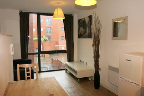 Studio to rent, George Street, Birmingham, B3