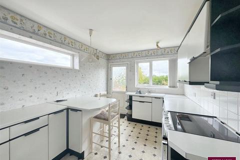 2 bedroom detached bungalow for sale, Bryn Hafod, Rhuddlan, Denbighshire LL18 2TB