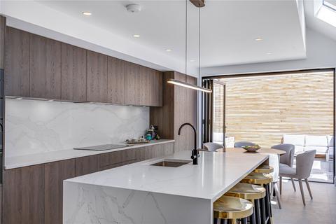 78 Humbolt Road, London, W6 8QJ