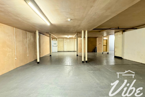 Industrial unit to rent, Crawley Rd,, London N22