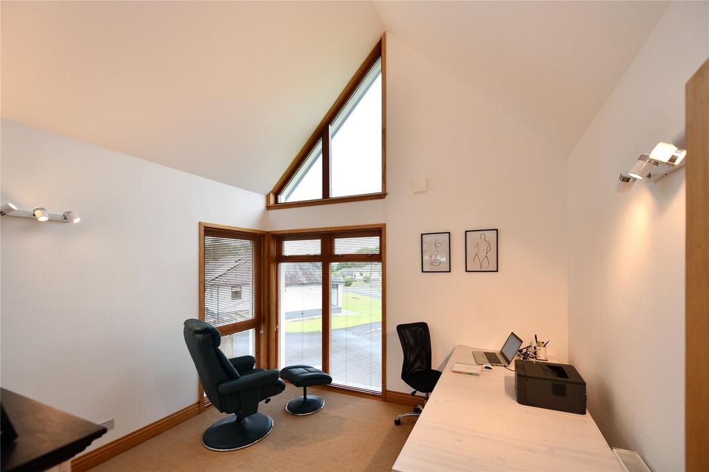 Bedroom 4/Study