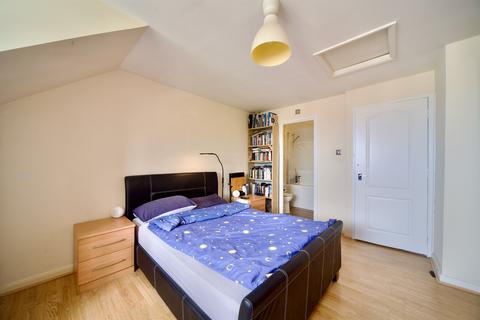 3 bedroom house for sale, Heton Gardens, Hendon, London NW4