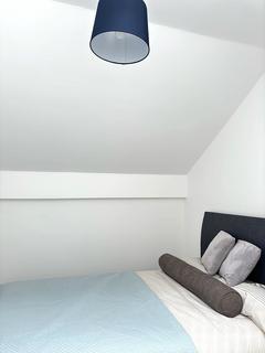 2 bedroom apartment to rent, 15 Kelso Road, Leeds, Leeds LS2 9PR