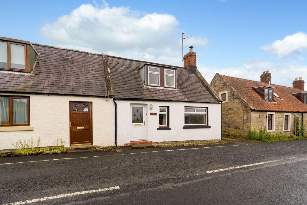Schoolers Row, Paxton, Scottish Borders 2 bed semidetached house £135,000