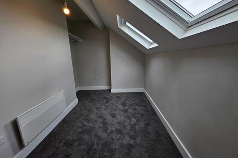 2 bedroom apartment to rent, Apartment 2,  125 Balby Road, Doncaster