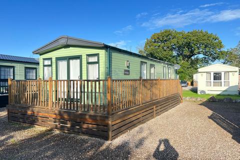 2 bedroom static caravan for sale, Carnforth Lancashire