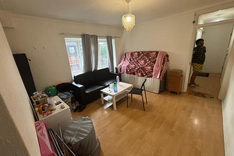 2 bedroom flat to rent, Empire Court, Wembley HA9
