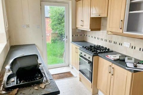 3 bedroom semi-detached house for sale, Raynville Avenue, Leeds, West Yorkshire, LS13 2RS