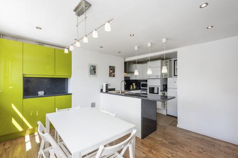 93b Stoke Newington Church Street, London, N16 0AS