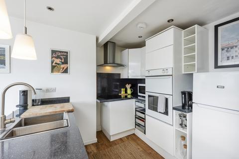 93b Stoke Newington Church Street, London, N16 0AS