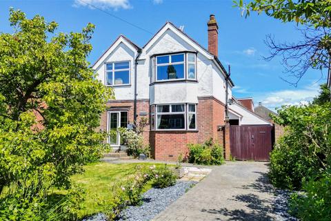 4 bedroom detached house for sale, Available With No Onward Chain In Hawkhurst