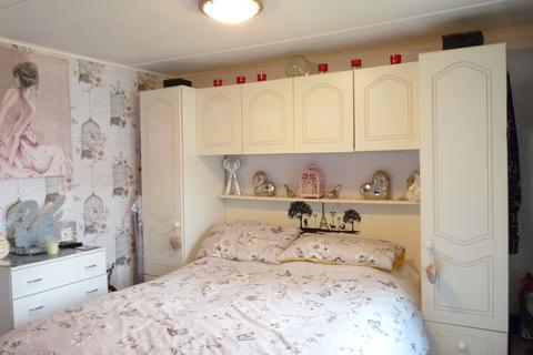 2 bedroom park home for sale, St. Brelades Court, Crouch House Road, Edenbridge