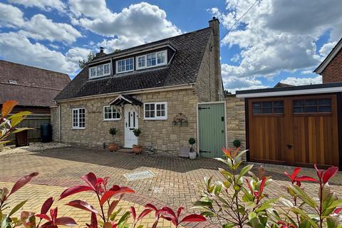 2 bedroom detached house for sale, Oxford Road, Benson OX10