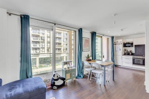 2 bedroom apartment for sale, Roseberry Place, London, E8