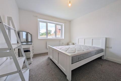 1 bedroom detached bungalow to rent, Marilyn Lodge, Honeyden Road, Sidcup, Kent