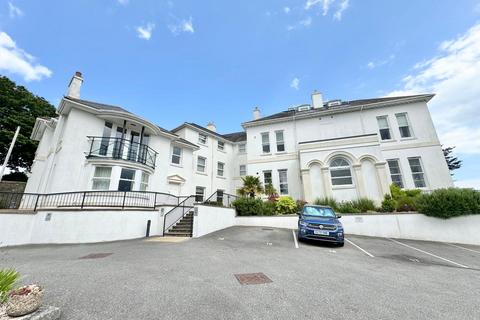 2 bedroom flat to rent, Cary Road, Torquay, Devon