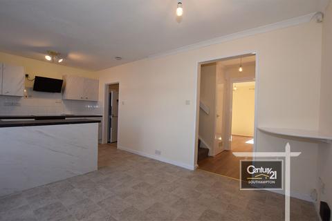 3 bedroom terraced house to rent, Lewis Silkin Way, SOUTHAMPTON SO16