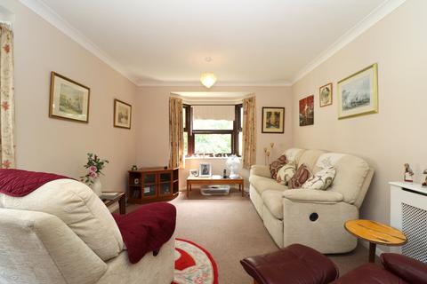 2 bedroom flat for sale, Woodville Court, Woodville Road, Bexhill-on-Sea, TN39