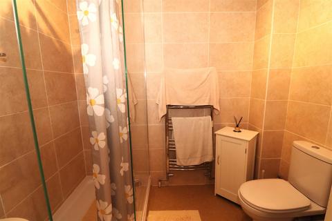 2 bedroom flat for sale, Woodville Court, Woodville Road, Bexhill-on-Sea