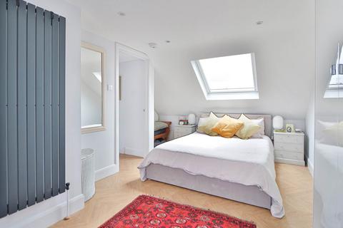 81 Washington Road, Worcester Park, KT4 8JG