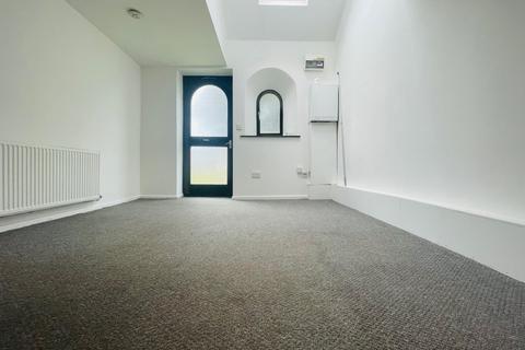 2 bedroom terraced house to rent, Ascension Mews, Maltby