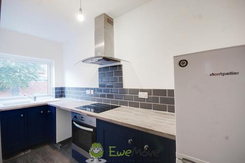 2 bedroom flat to rent, Albion Street, Gloucester, GL1 1