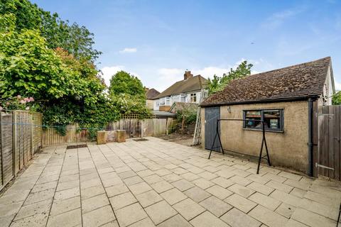 134 Bridle Road, Croydon, CR0 8HJ