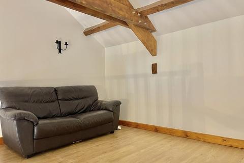 1 bedroom barn conversion to rent, Pottles Lane, Exminster