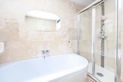30 Newnham Avenue, Ruislip, HA4 9RN
