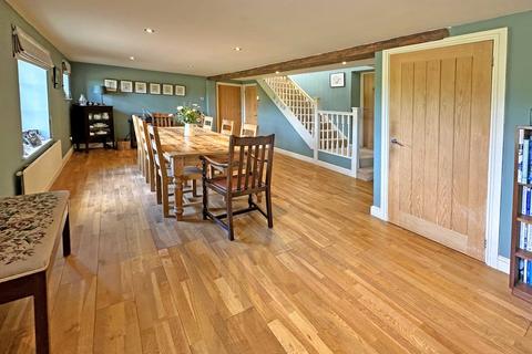The Long Barn Blackheath Court, Powderham, Exeter, EX6 8SH