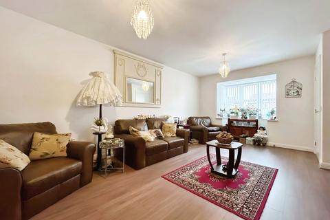 3 bedroom end of terrace house for sale, Millfield Close , Gainsborough, Lincolnshire