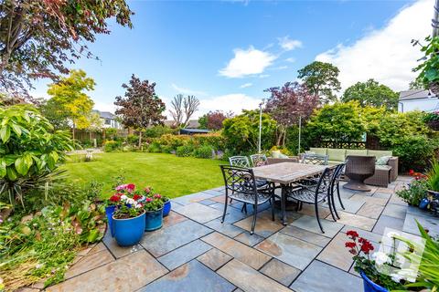 9 Great Nelmes Chase, Hornchurch, RM11 2PS