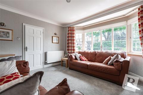 9 Great Nelmes Chase, Hornchurch, RM11 2PS