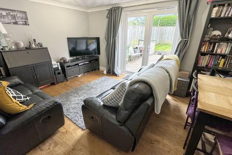 3 bedroom end of terrace house for sale, Hillbourne Close, Warminster