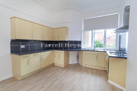 2 bedroom flat for sale, St. Davids Road North, Lytham St. Annes FY8