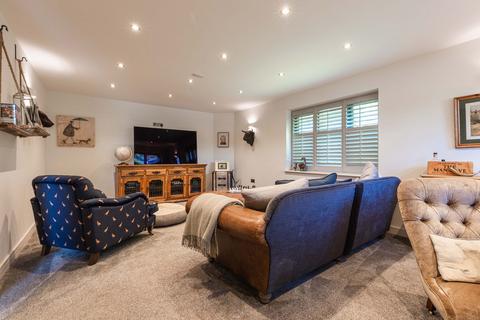 5 bedroom barn conversion for sale, Attleborough