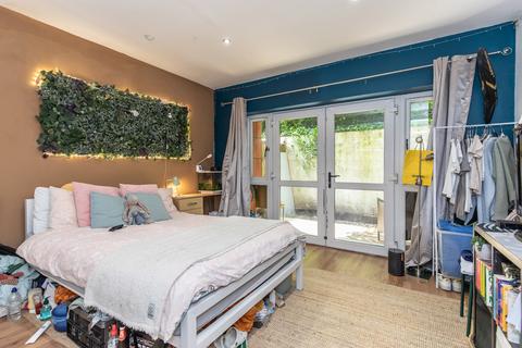 4 bedroom terraced house for sale, London Road, Brighton