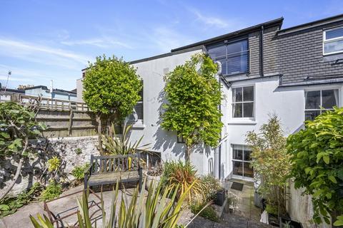 3 bedroom semi-detached house to rent, Sutherland Road, Brighton BN2