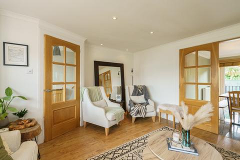 3 bedroom semi-detached house to rent, Jesmond Avenue, Aberdeen