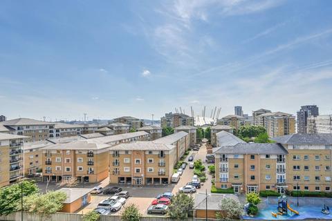 2 bedroom flat to rent, Proton Tower, Docklands, London, E14