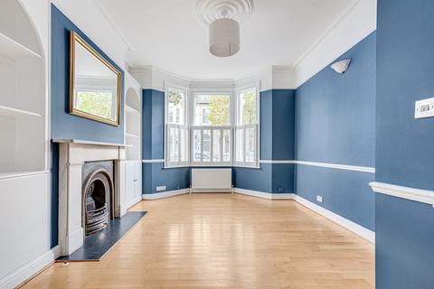 2 bedroom flat for sale, Chatto Road, London