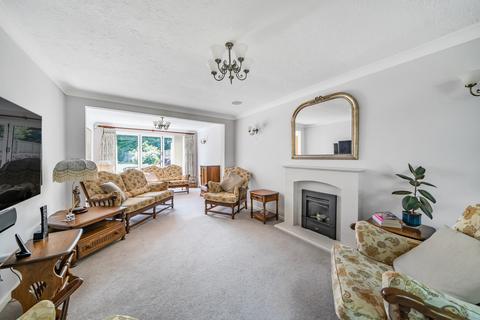 4 bedroom detached house for sale, Ellis Farm Close, Surrey GU22