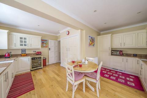 61 Hartley Down, Purley, CR8 4EF