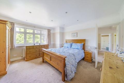 61 Hartley Down, Purley, CR8 4EF