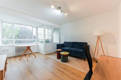 2 bedroom flat for sale, Churchill Gardens, Pimlico, London, SW1V