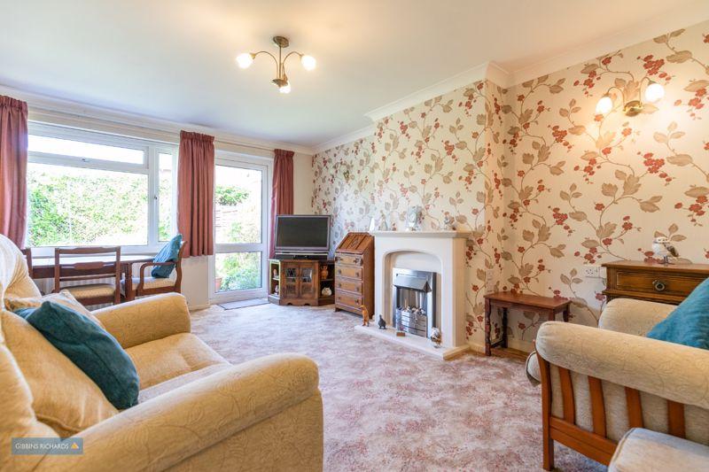 Deane Drive, Taunton 2 bed semidetached bungalow for sale £295,000