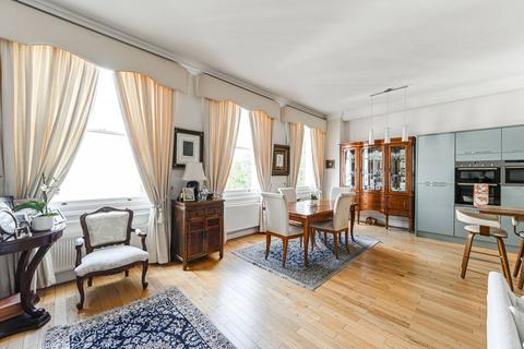3 bedroom flat for sale, Queens Gate Gardens, South Kensington, London, SW7
